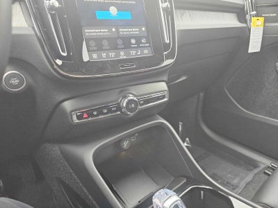 2026 Volvo XC40 Plus