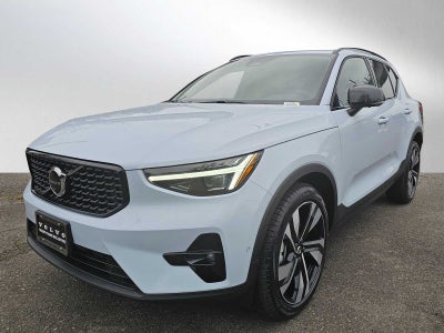 2026 Volvo XC40 Plus