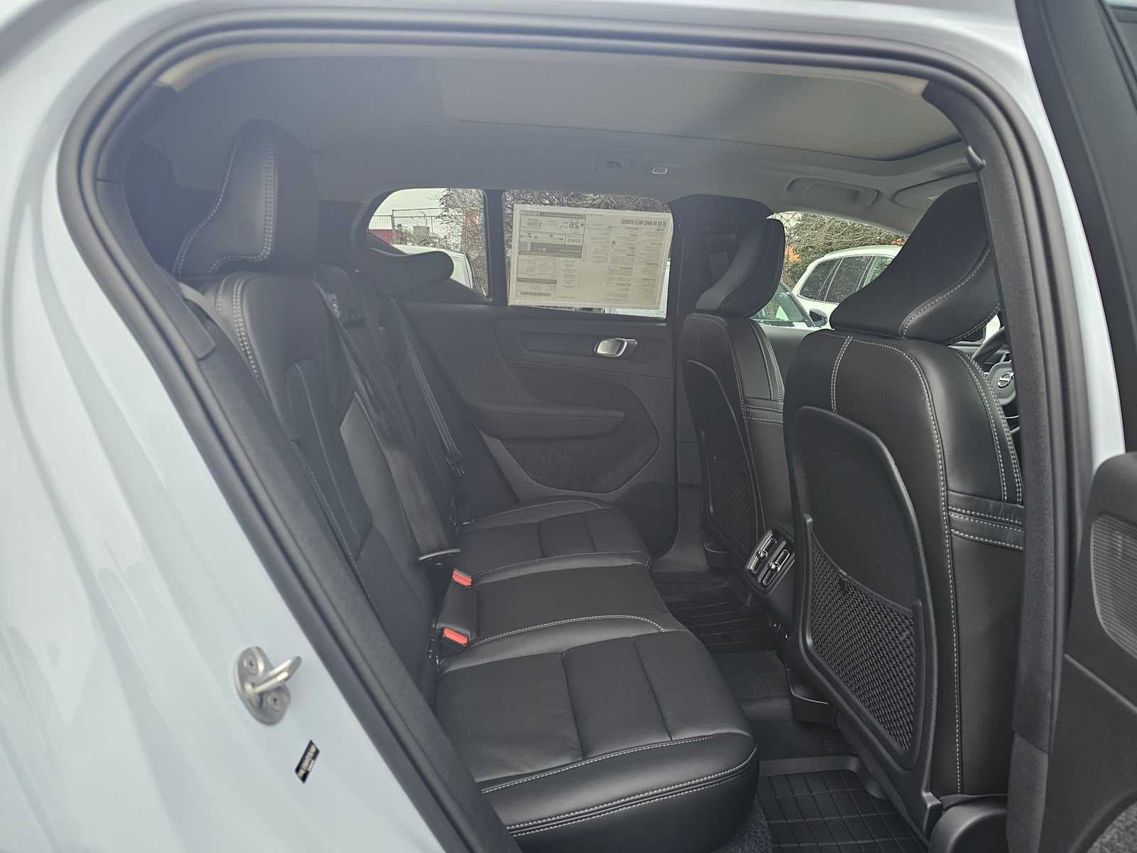 2026 Volvo XC40 Plus
