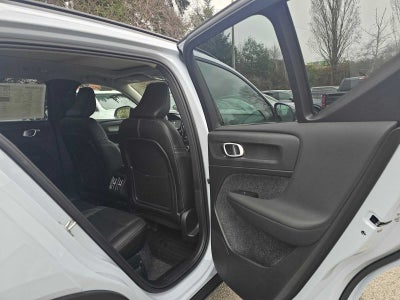 2026 Volvo XC40 Plus