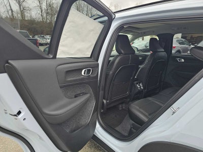2026 Volvo XC40 Plus