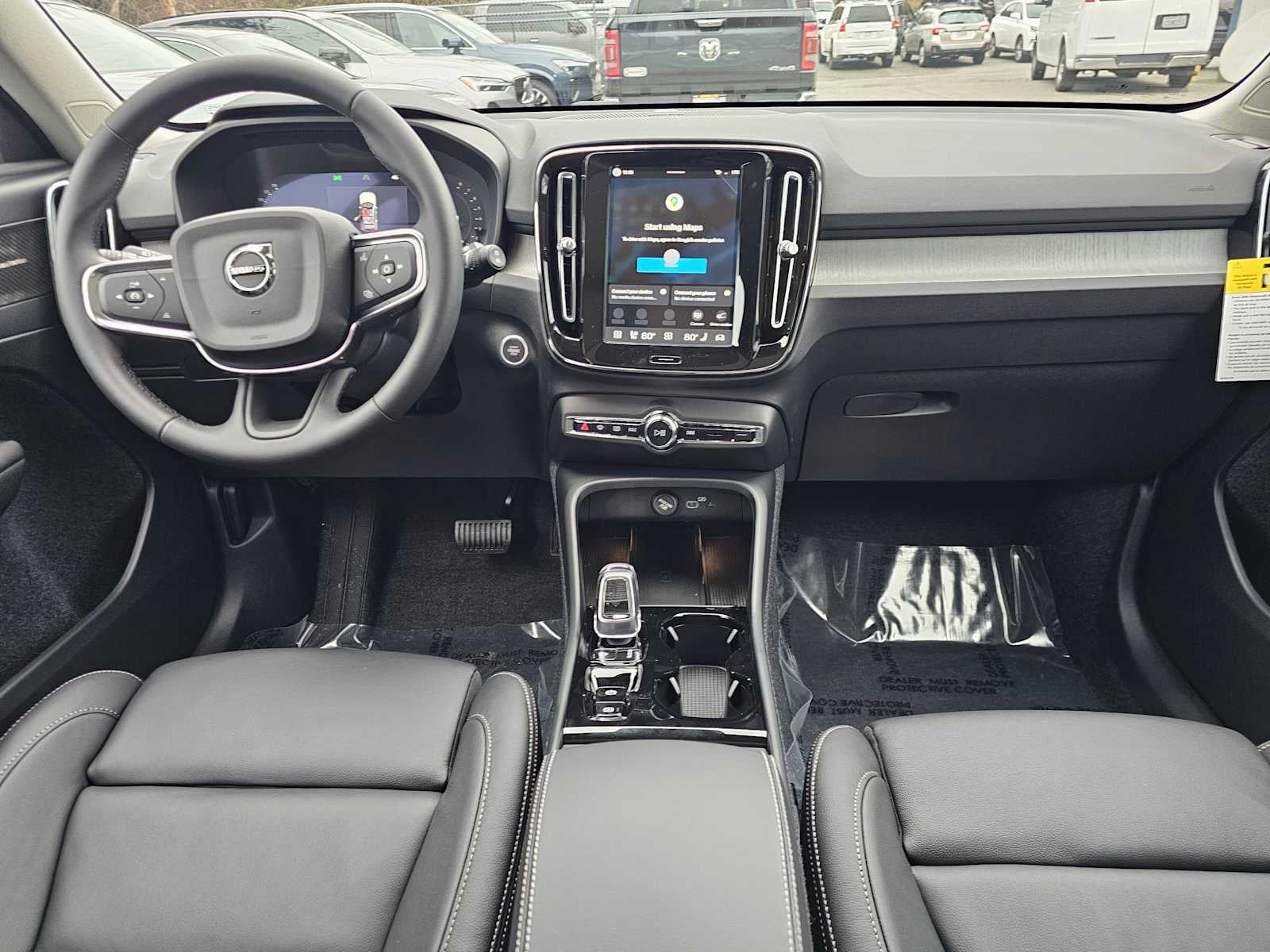 2026 Volvo XC40 Plus