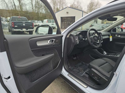 2026 Volvo XC40 Plus