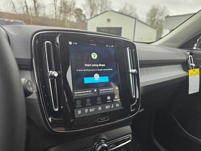 2026 Volvo XC40 Plus