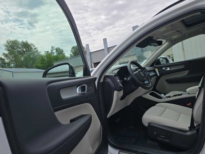 2026 Volvo XC40 Plus