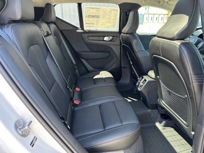 2025 Volvo XC40 Plus Dark Theme