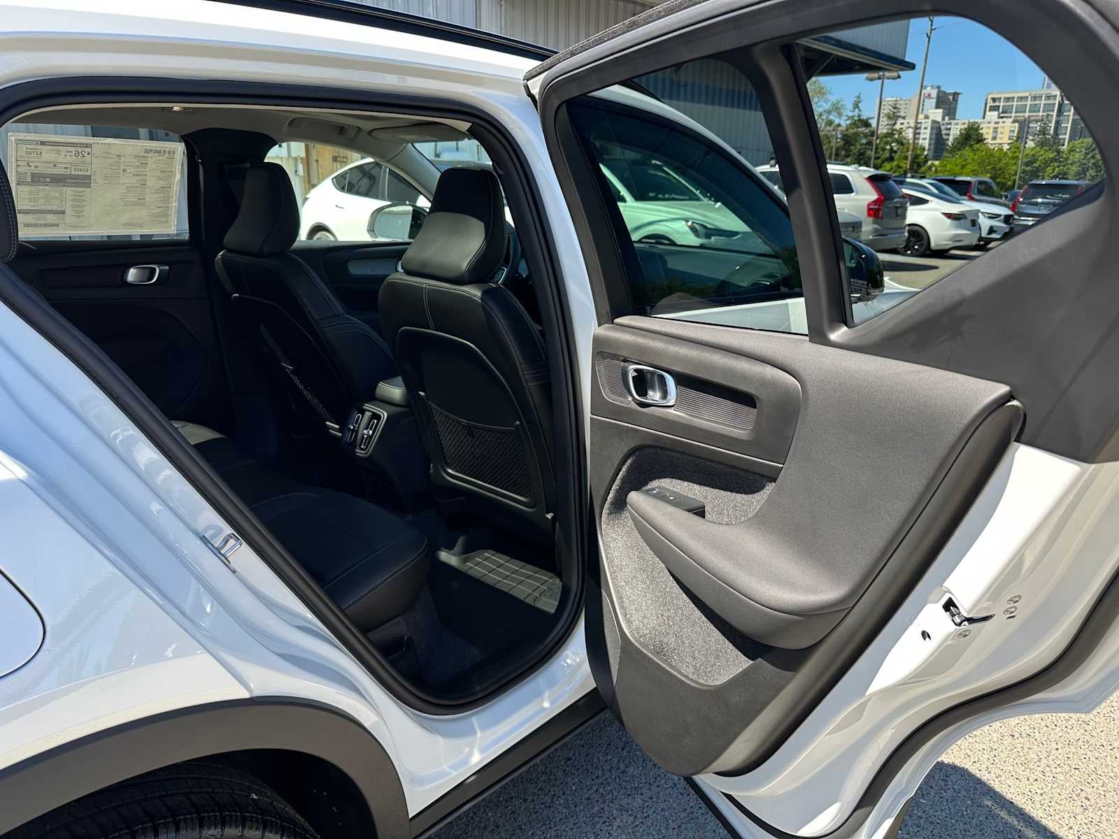 2025 Volvo XC40 Plus Dark Theme