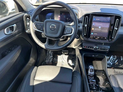 2025 Volvo XC40 Plus Dark Theme