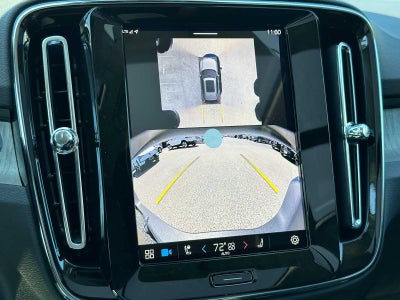 2025 Volvo XC40 Plus Dark Theme