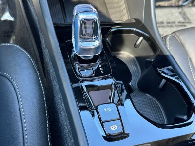 2025 Volvo XC40 Plus Dark Theme