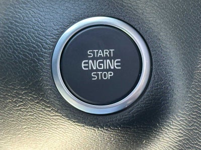 2025 Volvo XC40 Plus Dark Theme