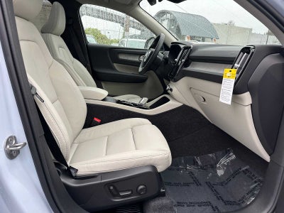 2026 Volvo XC40 Plus