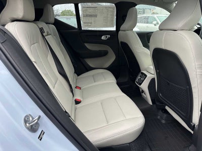 2026 Volvo XC40 Plus