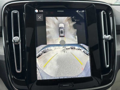 2026 Volvo XC40 Plus