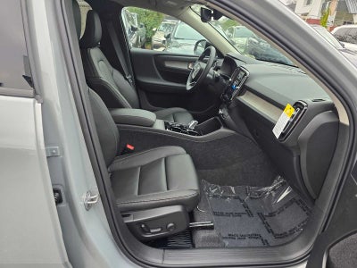 2026 Volvo XC40 Plus