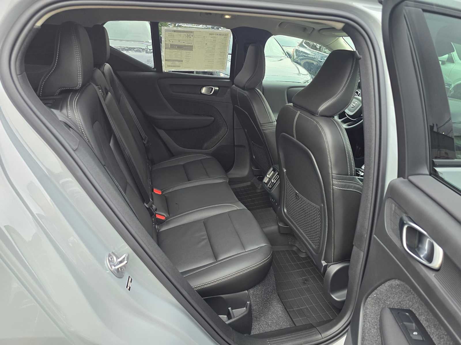 2026 Volvo XC40 Plus