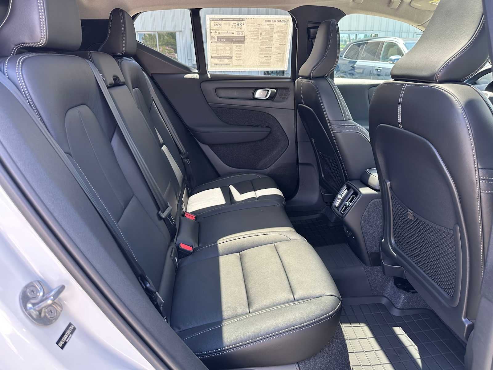 2026 Volvo XC40 Plus