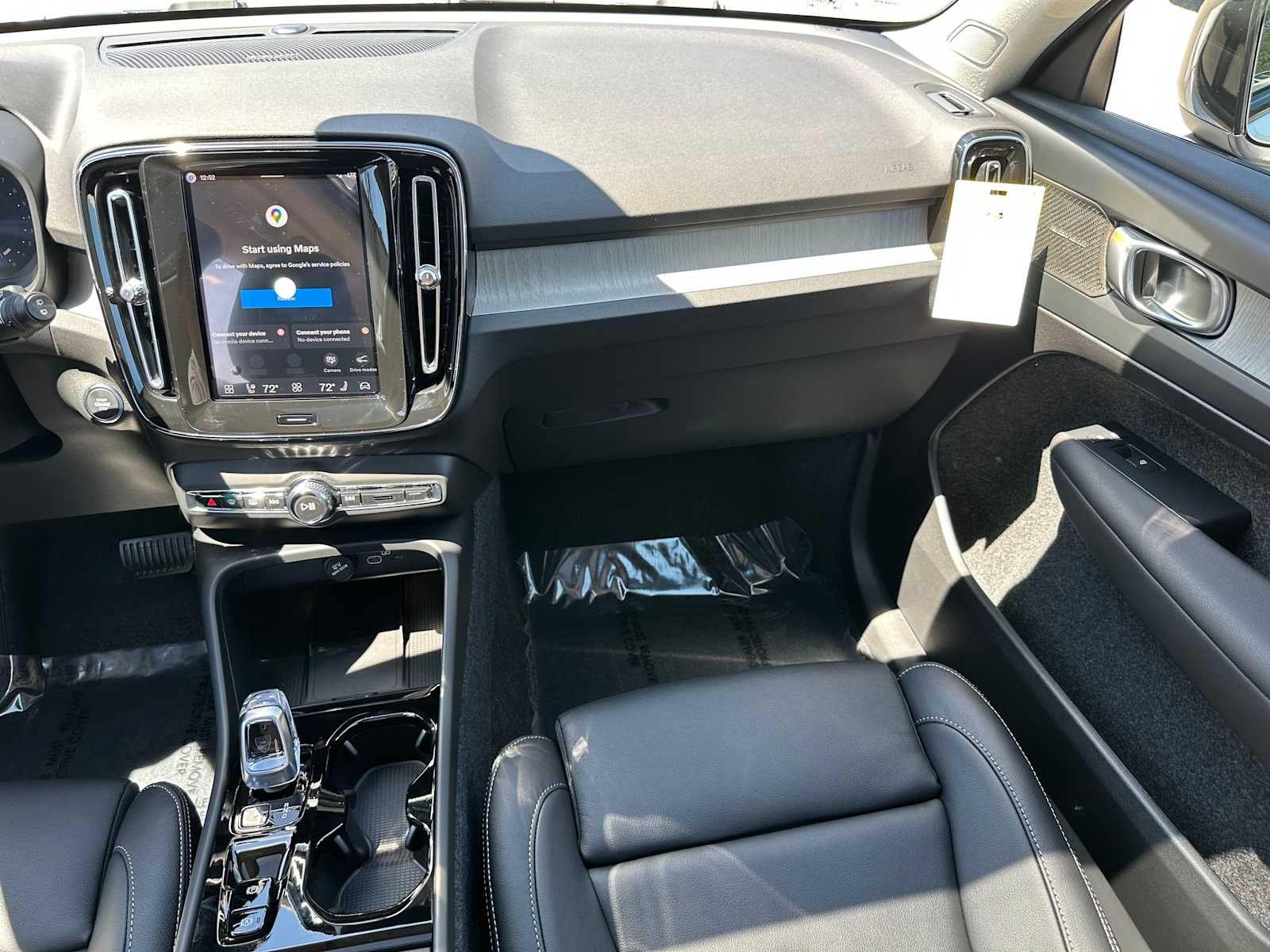 2026 Volvo XC40 Plus