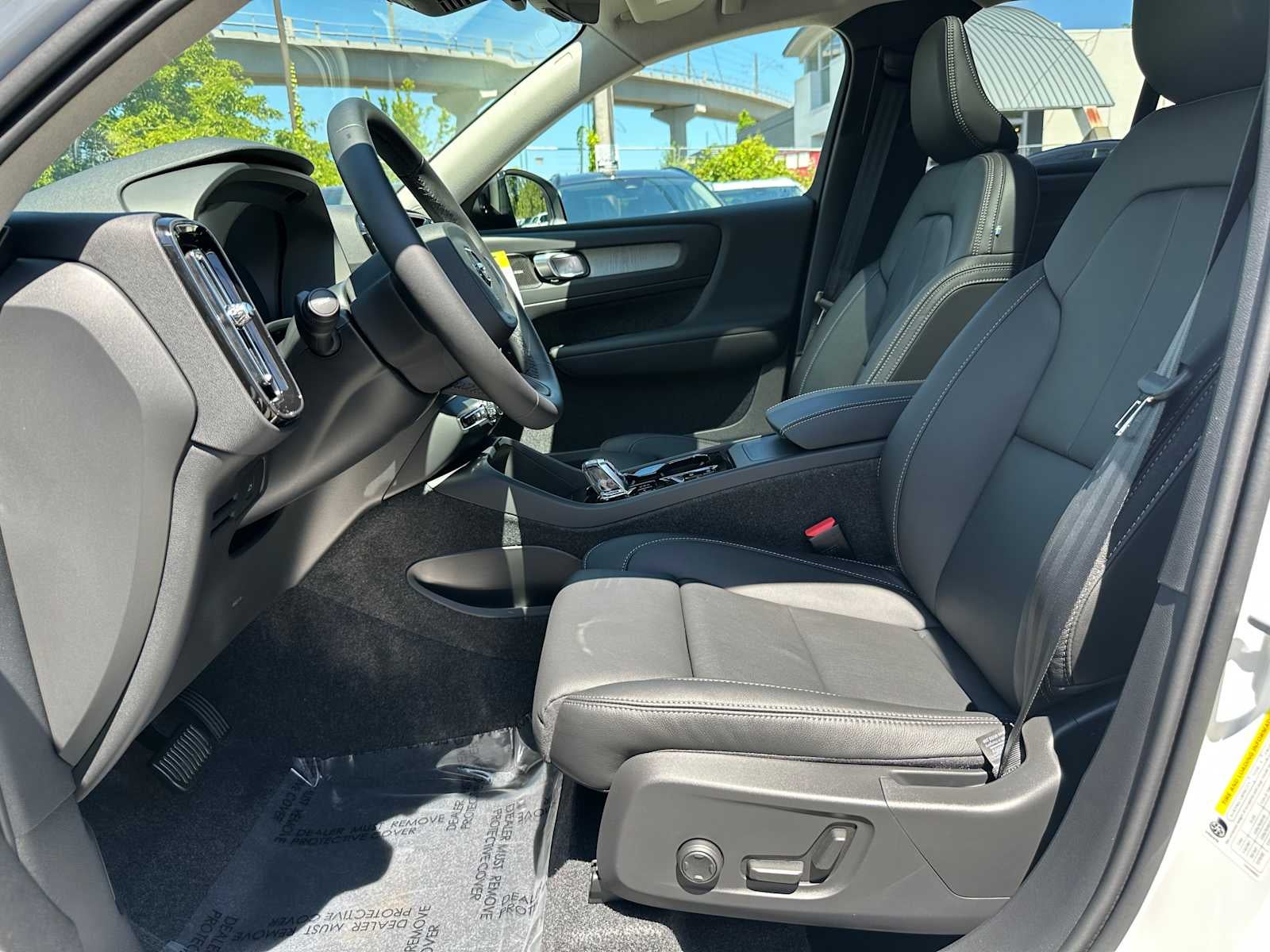 2026 Volvo XC40 Plus