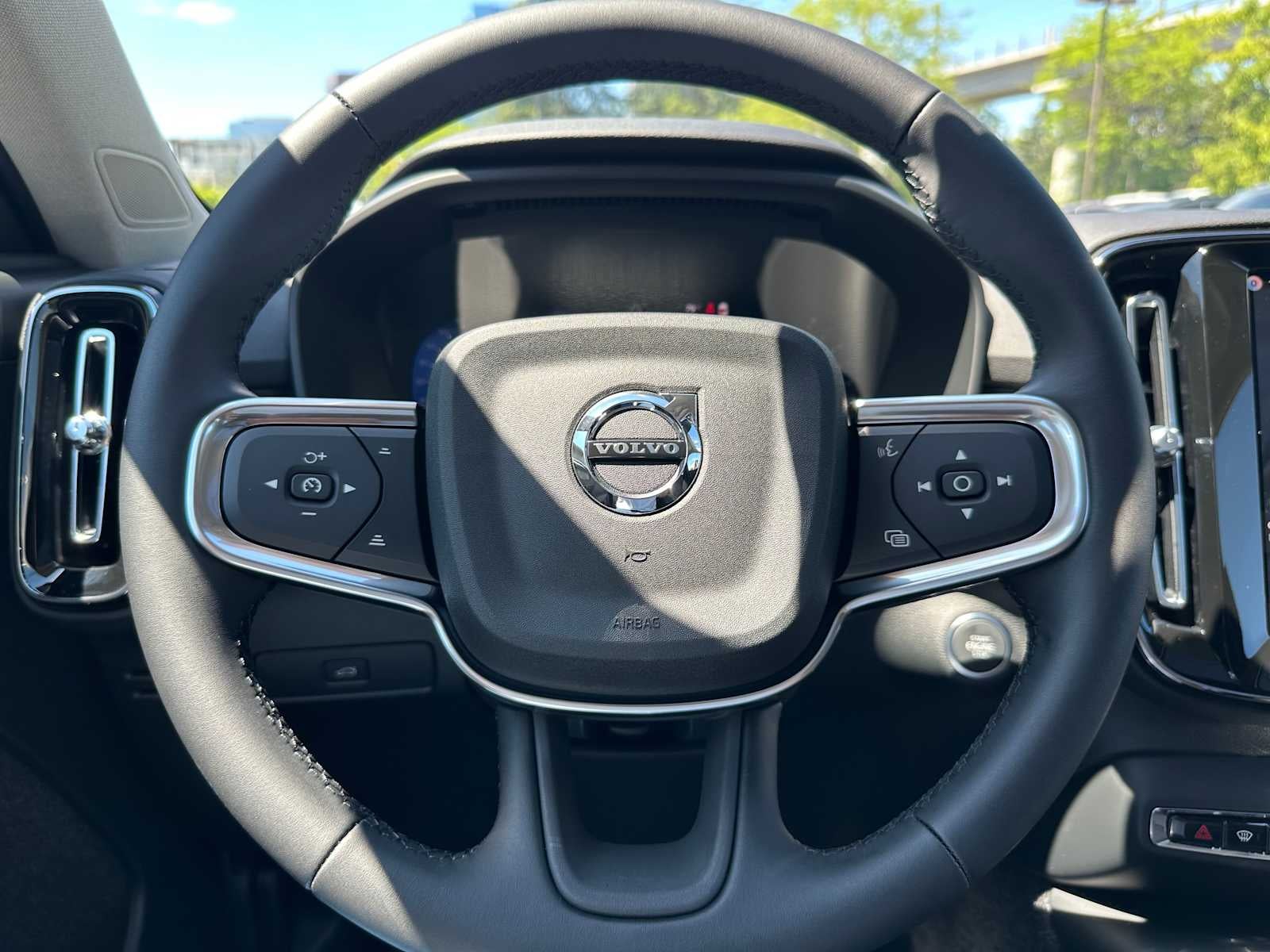 2026 Volvo XC40 Plus