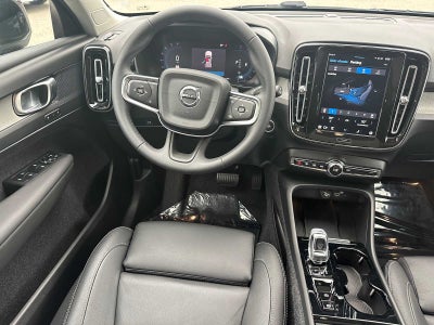 2025 Volvo XC40 Plus Dark Theme