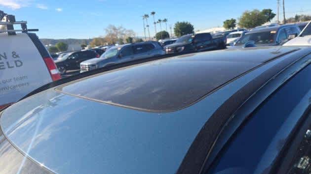 2025 Volvo XC40 Plus Dark Theme