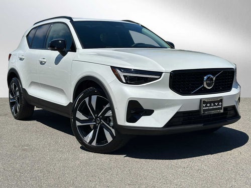 2026 Volvo XC40 Plus