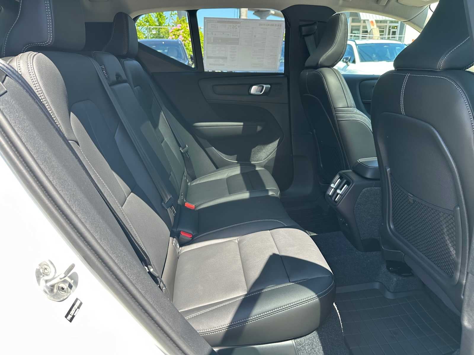2026 Volvo XC40 Plus