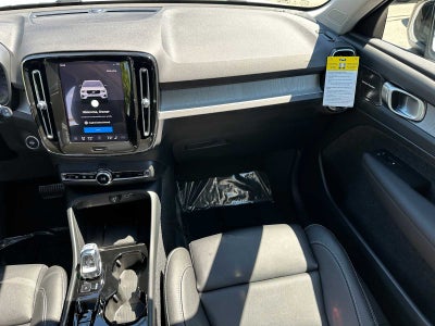 2026 Volvo XC40 Plus