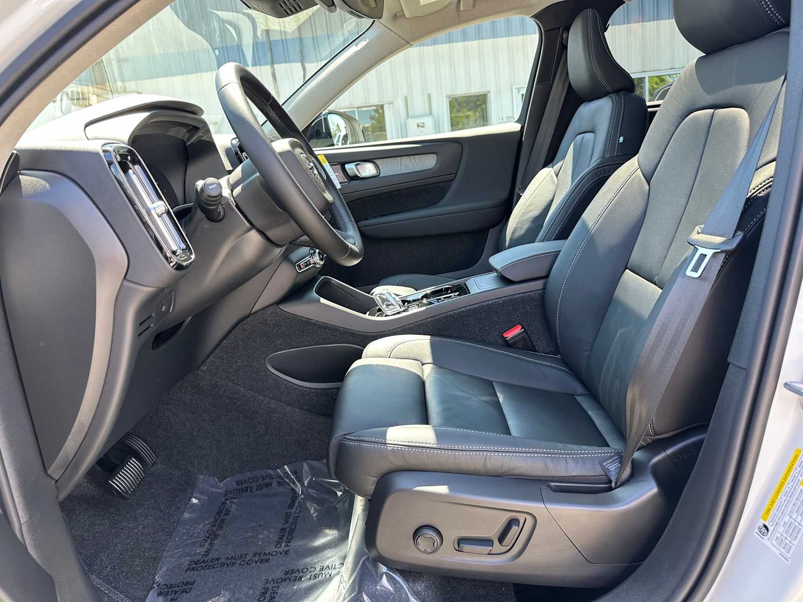 2026 Volvo XC40 Plus