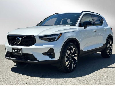 2026 Volvo XC40 Plus