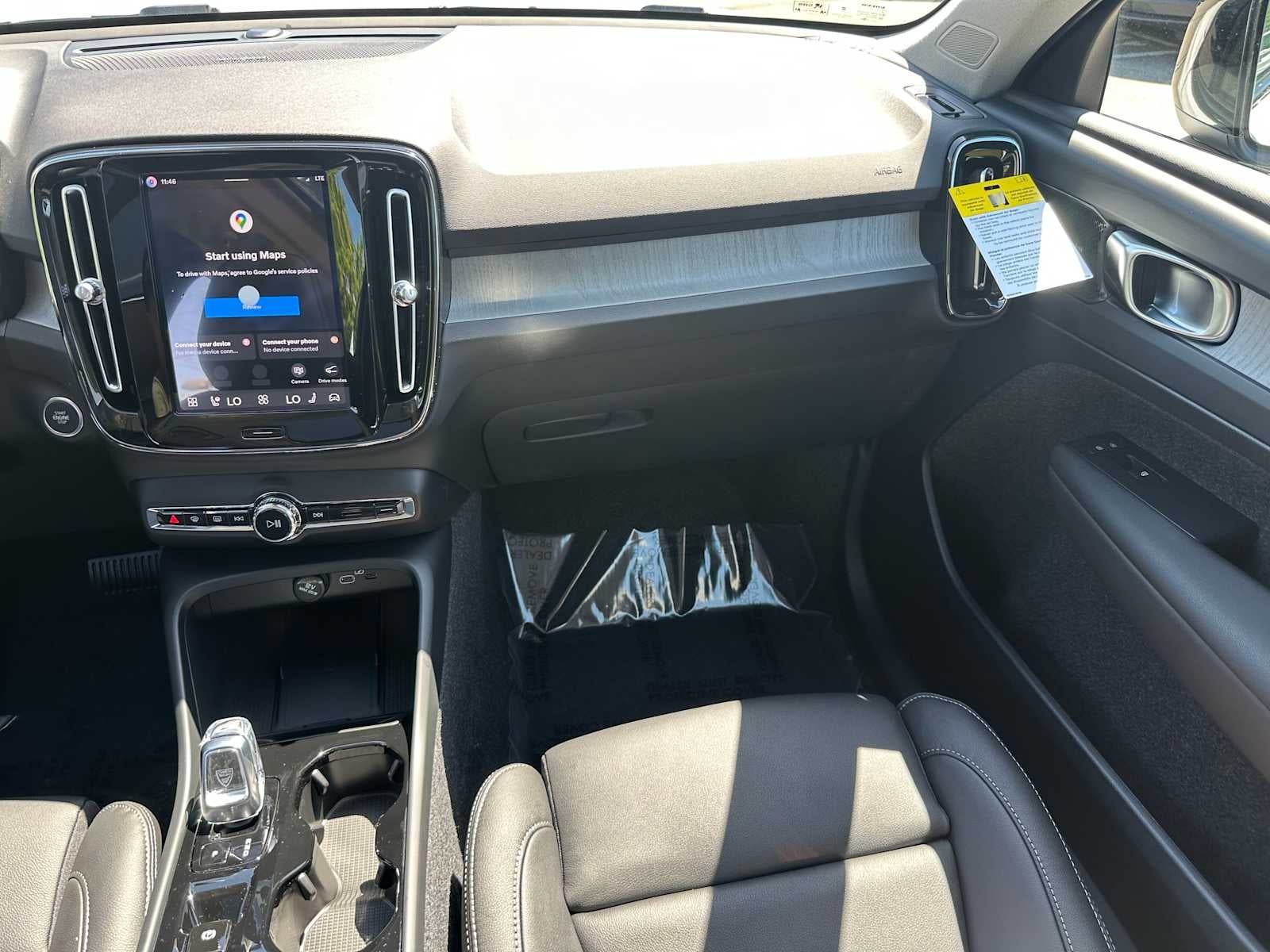 2026 Volvo XC40 Plus