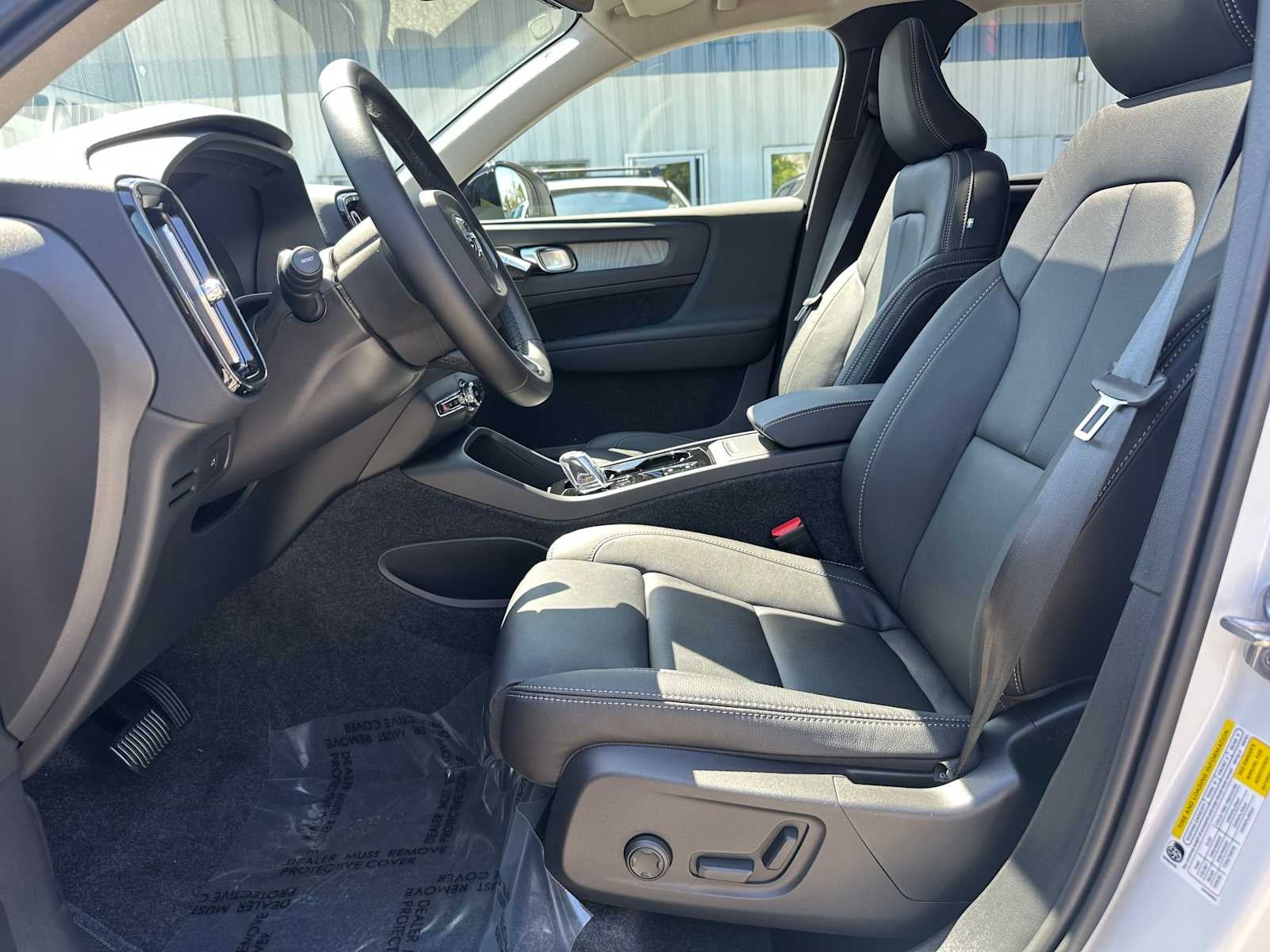2026 Volvo XC40 Plus