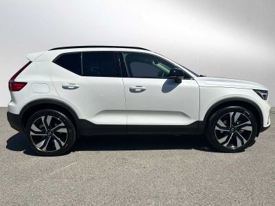 2026 Volvo XC40 Plus