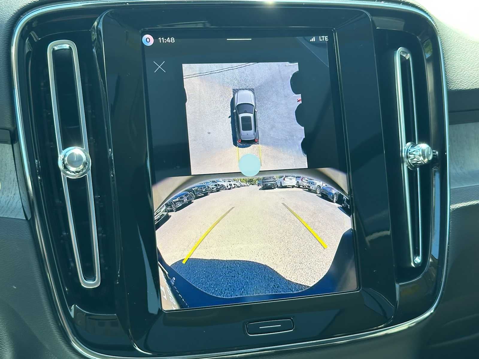 2026 Volvo XC40 Plus