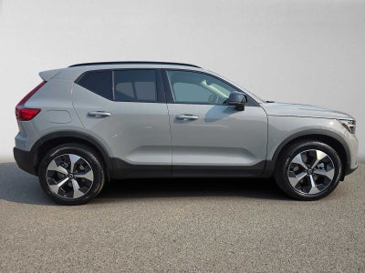 2026 Volvo XC40 Plus