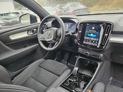 2026 Volvo XC40 Ultra Black Edition