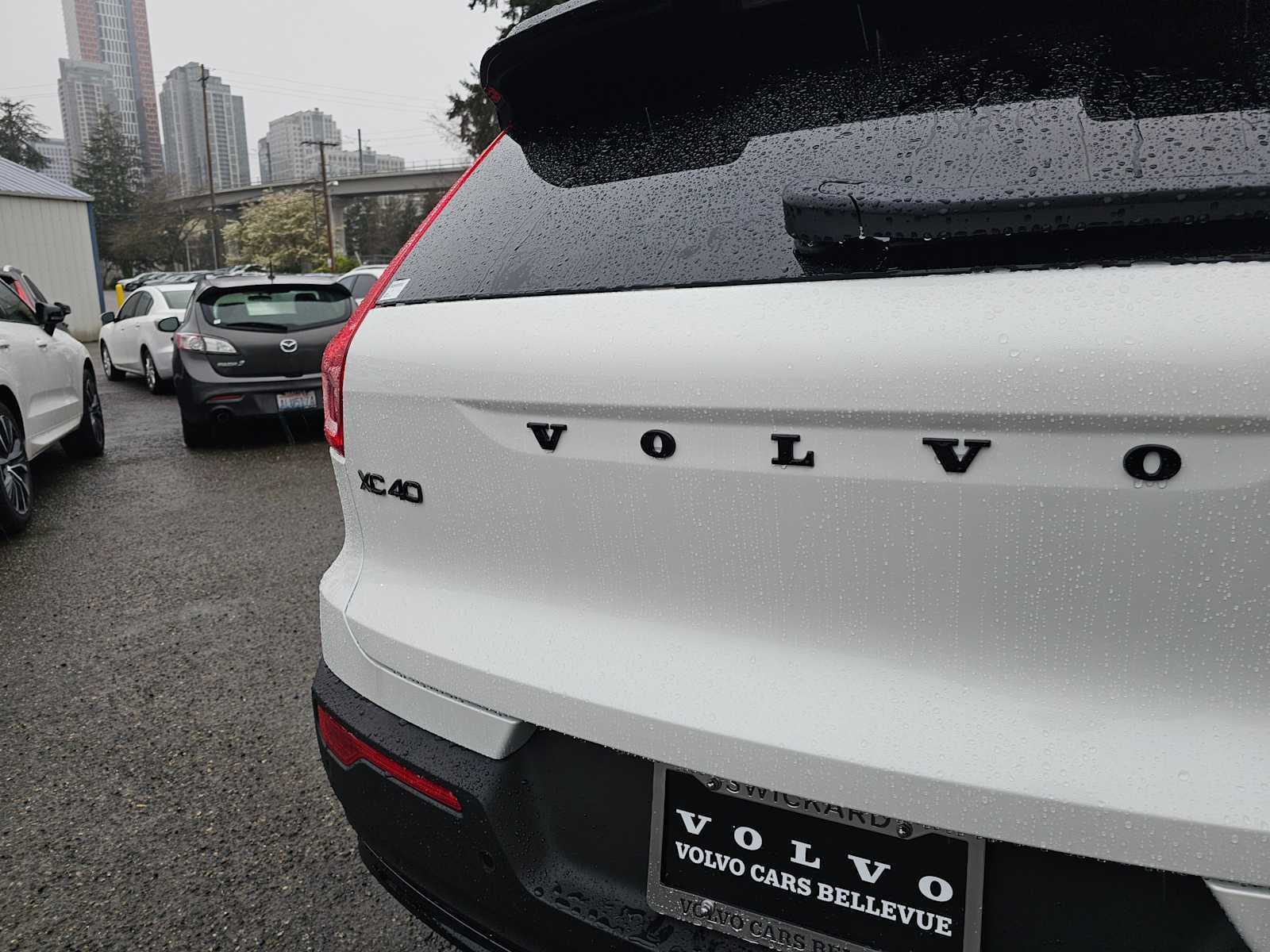 2026 Volvo XC40 Ultra Black Edition