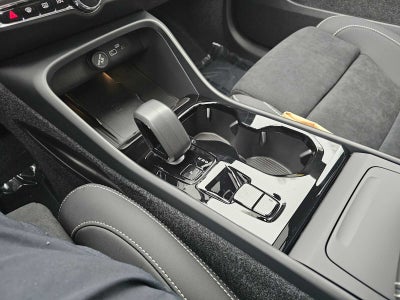 2026 Volvo XC40 Ultra Black Edition