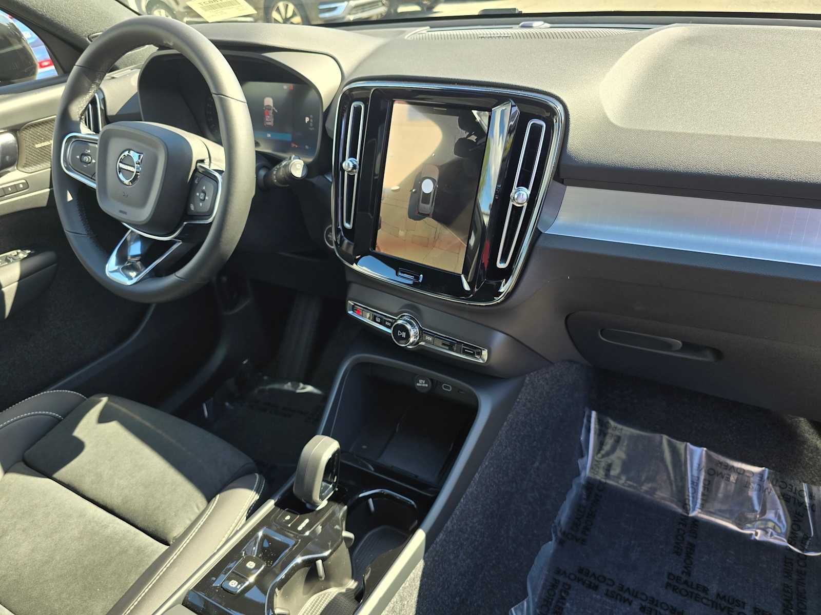 2026 Volvo XC40 Ultra Black Edition