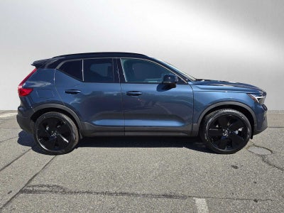 2026 Volvo XC40 Ultra Black Edition