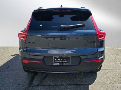2026 Volvo XC40 Ultra Black Edition