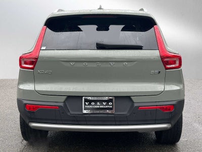 2025 Volvo XC40 Plus Bright Theme