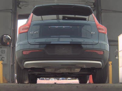 2025 Volvo XC40 Plus Bright Theme