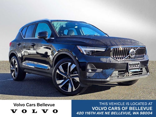 2025 Volvo XC40 Plus Bright Theme