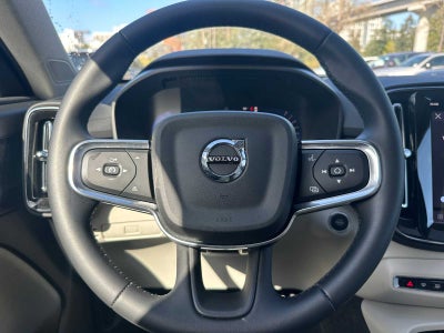 2025 Volvo XC40 Plus Bright Theme