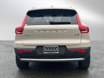 2025 Volvo XC40 Ultra Bright Theme
