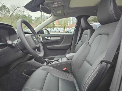 2026 Volvo XC40 Core