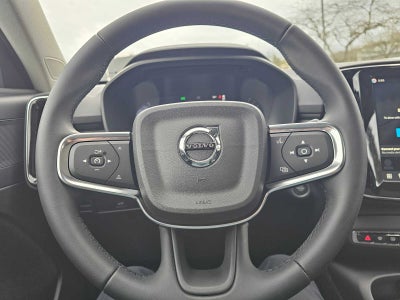 2026 Volvo XC40 Core