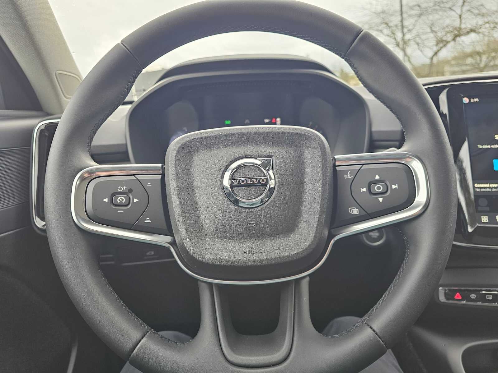 2026 Volvo XC40 Core
